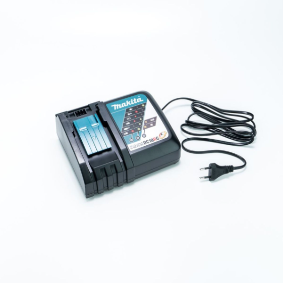 MAKITA เครื่องชาร์จแบตเตอรี่ 18 โวลต์ (ชาร์จเร็ว) รุ่น DC18RC กำลังไฟ 240 วัตต์ 
