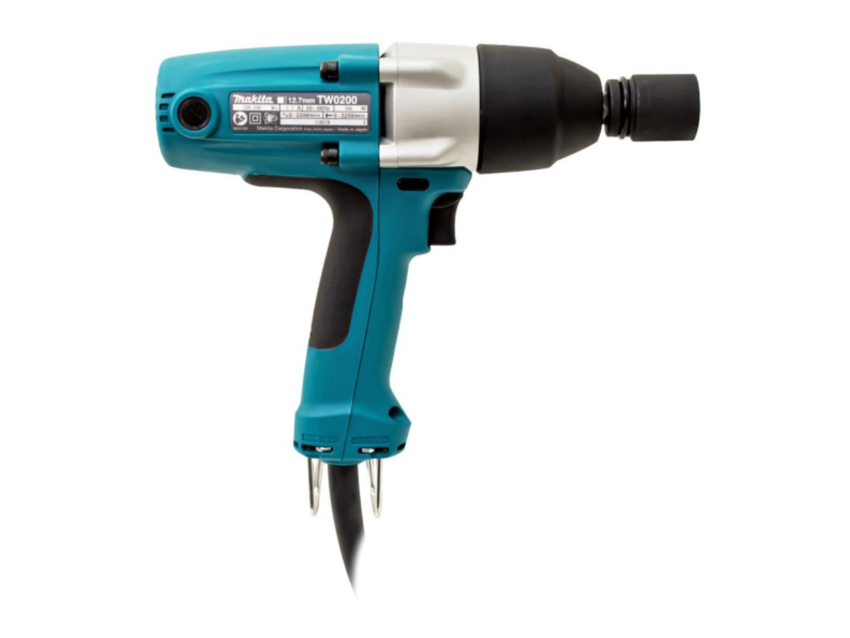 MAKITA เครื่องขันน๊อตไฟฟ้า ขนาด 1/2 นิ้ว กำลังไฟ 380 วัตต์ รุ่น TW0200