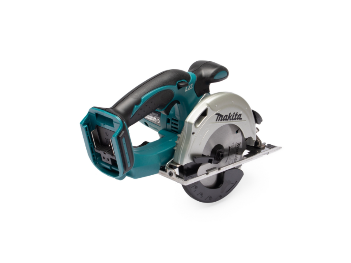 MAKITA เลื่อยวงเดือนไร้สาย 18 โวลต์ ขนาด 5 นิ้ว รุ่น DSS501Z ความเร็วรอบตัวเปล่า 3,600 รอบ/นาที