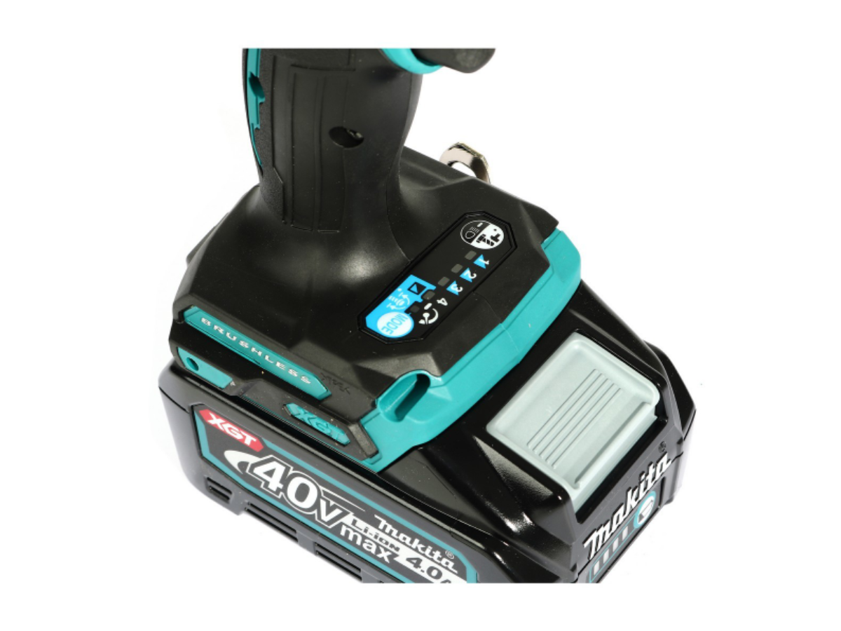 MAKITA เครื่องขันบล๊อกไร้สาย 40 โวลต์ 1/2 นิ้ว รุ่น TW004GM101 แรงบิดสูงสุด 350 นิวตันเมตร รวมแบตเตอรี่และแท่นชาร์จ