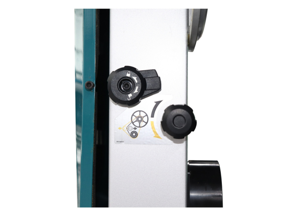 MAKITA เลื่อยสายพาน ขนาด 12 นิ้ว (305 มม.) กำลังไฟฟ้า 900 วัตต์ รุ่น LB1200F