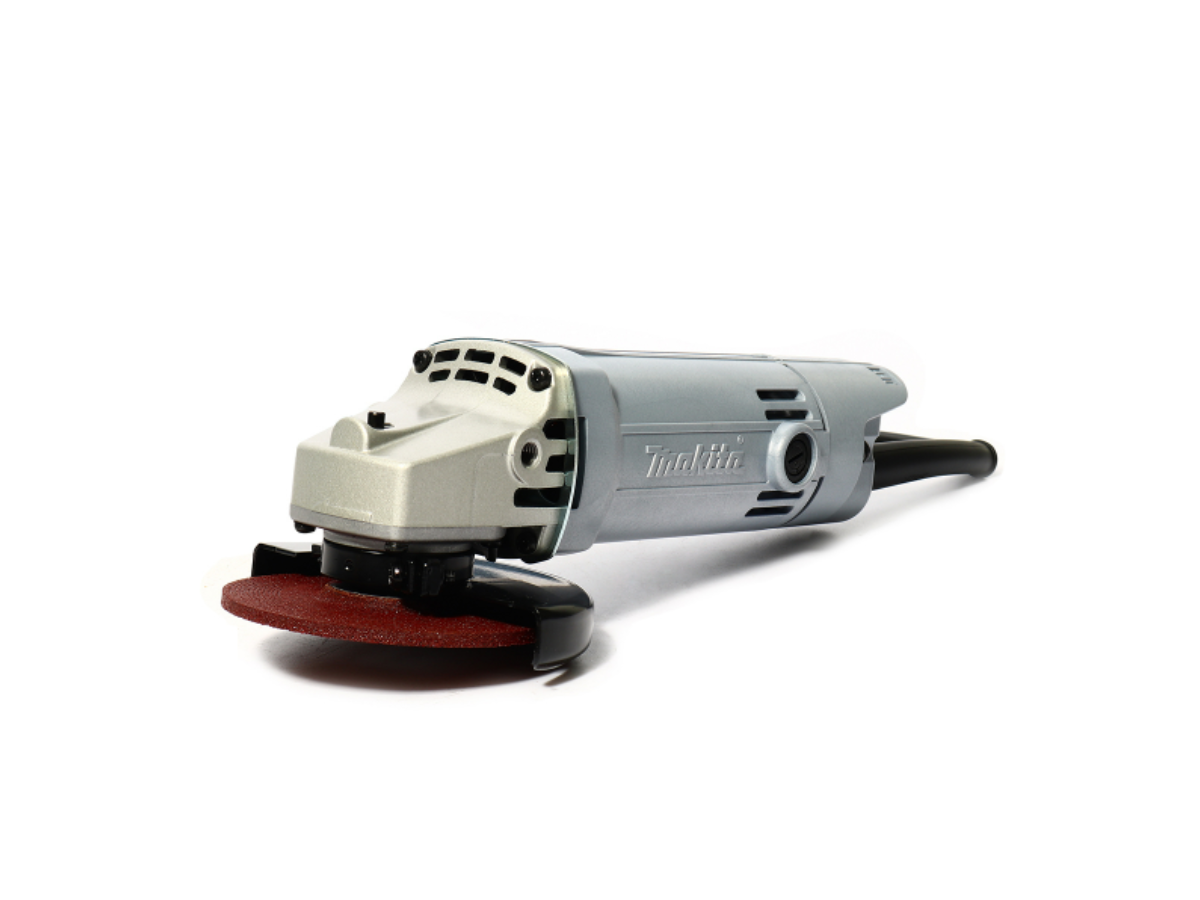 MAKITA เครื่องเจียรไฟฟ้า ขนาด 4 นิ้ว กำลังไฟ 570 วัตต์ รุ่น 9500NB
