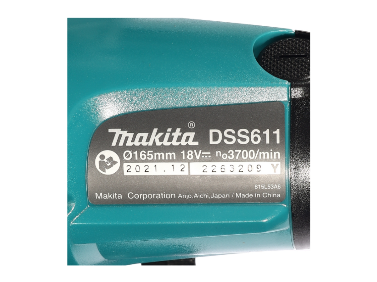 MAKITA เลื่อยวงเดือนไร้สาย 18 โวลต์ 165 มม. รุ่น DSS611BOX ความเร็วรอบ 3,700 รอบ/นาที ไม่รวมแบตเตอรี่-แท่นชาร์จ