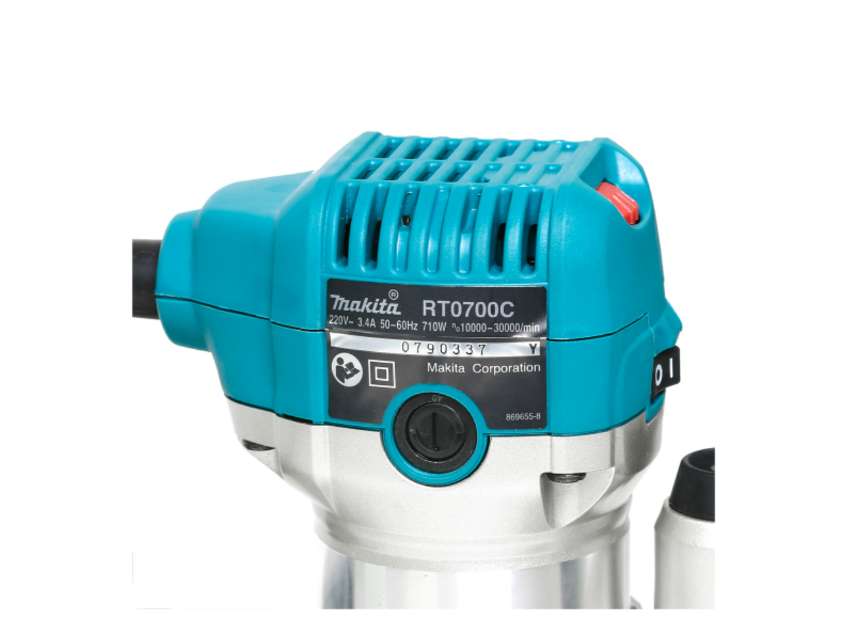 MAKITA ทริมเมอร์ กำลังไฟ 710 วัตต์ ขนาด 6 มม. (1/4 นิ้ว), 8 มม. (3/8 นิ้ว) รุ่น RT0700CX3