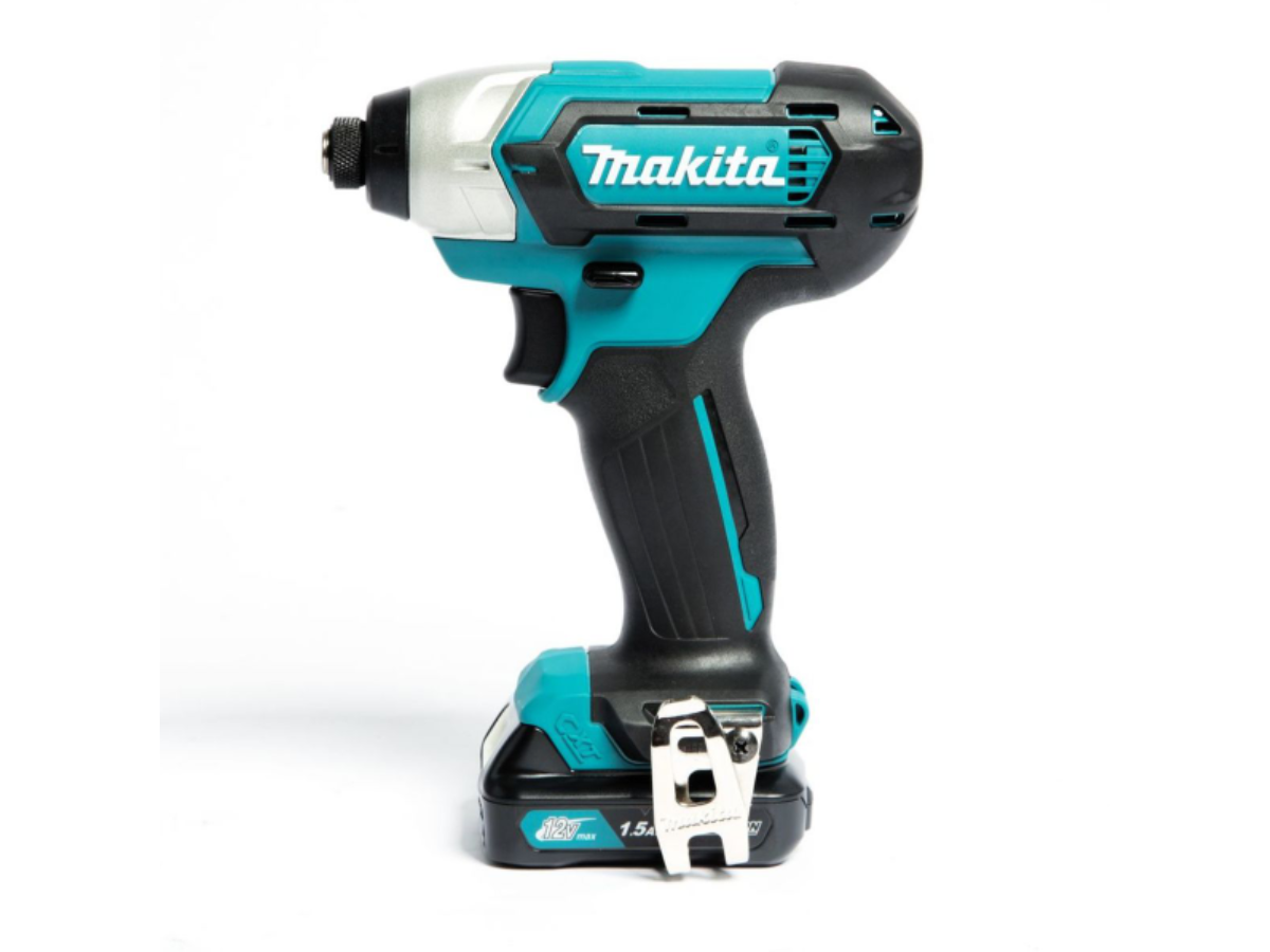 MAKITA สว่านไขควงกระแทกไร้สาย 12 โวลต์ 1/4 นิ้ว รุ่น TD110DWYE