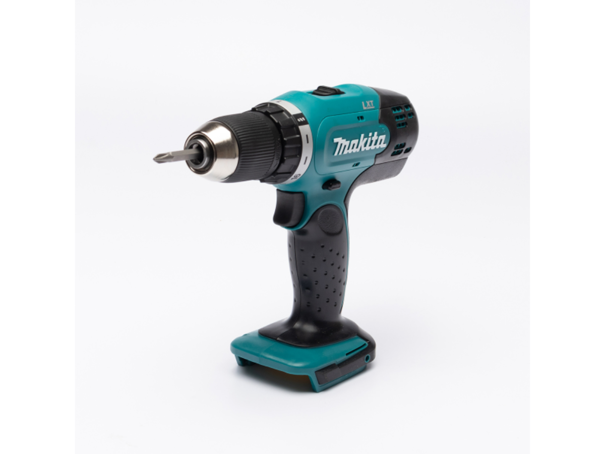 MAKITA สว่านไขควงไร้สาย 18 โวลต์ ขนาด 1/2 นิ้ว รุ่น DDF453Z