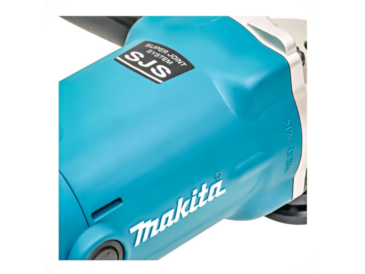 MAKITA เครื่องเจียรไฟฟ้า ขนาด 6 นิ้ว กำลังไฟ 1,050 วัตต์ รุ่น GA-6020