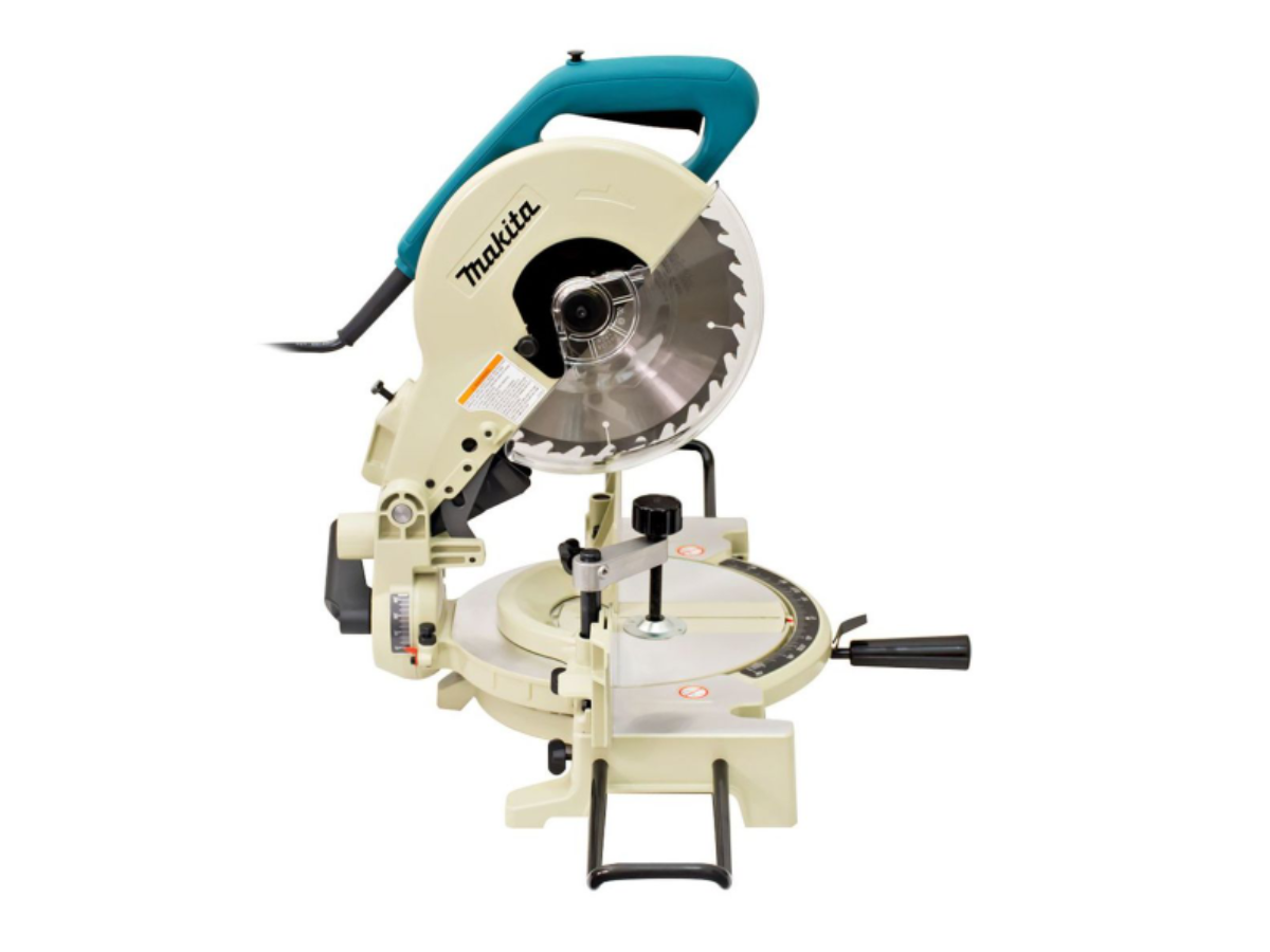 MAKITA แท่นเลื่อยตัดองศา ขนาด 10-1/4 นิ้ว (260 มม.) กำลังไฟ 1,650 วัตต์ รุ่น LS-1040