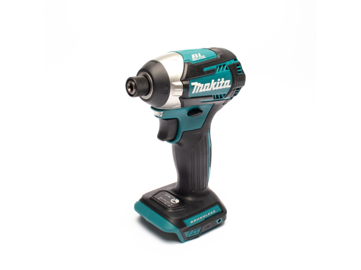 MAKITA สว่านไขควงกระแทกไร้สาย 18 โวลต์ 1/4 นิ้ว รุ่น DTD154Z แรงบิดสูงสุด 175 นิวตันเมตร ไม่รวมแบตเตอรี่-แท่นชาร์จ