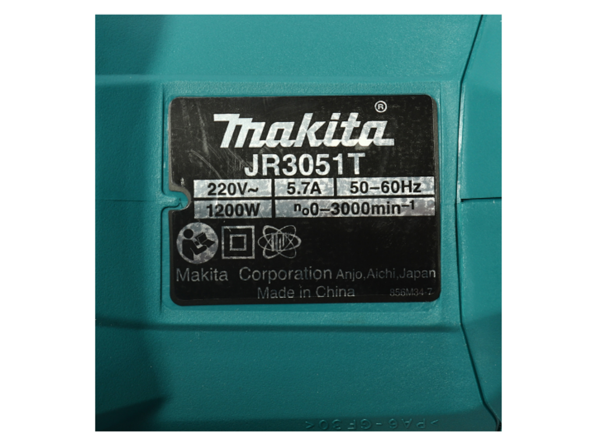 MAKITA เครื่องเลื่อยชักไฟฟ้าแบบเตะ กำลังไฟ 1,200 วัตต์ รุ่น JR3051TK