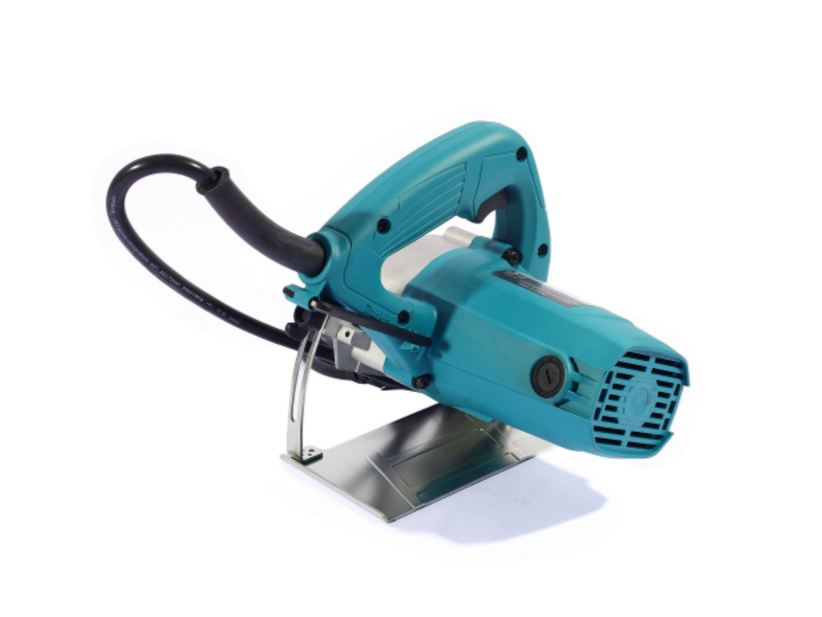 MAKITA เครื่องตัดไฟฟ้า ขนาด 4 นิ้ว (110 มม.) รุ่น 4100NH3