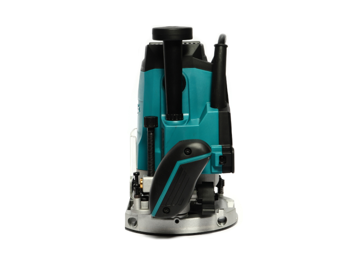MAKITA เครื่องเร้าเตอร์ ขนาด 1/2 นิ้ว (12 มม.) กำลังไฟ 1,650 วัตต์ รุ่น M3600B