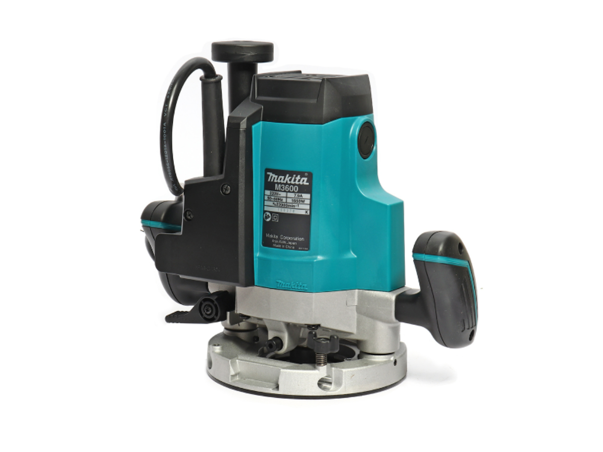 MAKITA เครื่องเร้าเตอร์ ขนาด 1/2 นิ้ว (12 มม.) กำลังไฟ 1,650 วัตต์ รุ่น M3600B