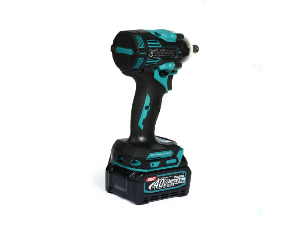 MAKITA เครื่องขันบล๊อกไร้สาย 40 โวลต์ 1/2 นิ้ว รุ่น TW004GD101 แรงบิดสูงสุด 350 นิวตันเมตร รวมแบตเตอรี่และแท่นชาร์จ